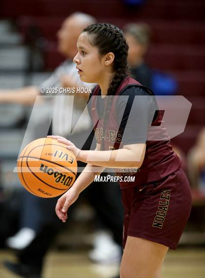 Thumbnail 3 in Nogales vs Prescott (Salpointe Cactus Clash) photogallery.
