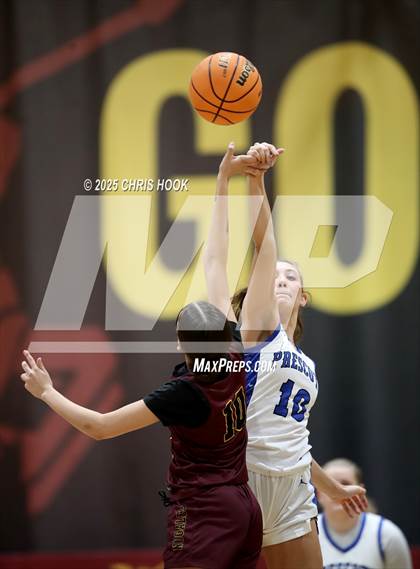 Thumbnail 2 in Nogales vs Prescott (Salpointe Cactus Clash) photogallery.