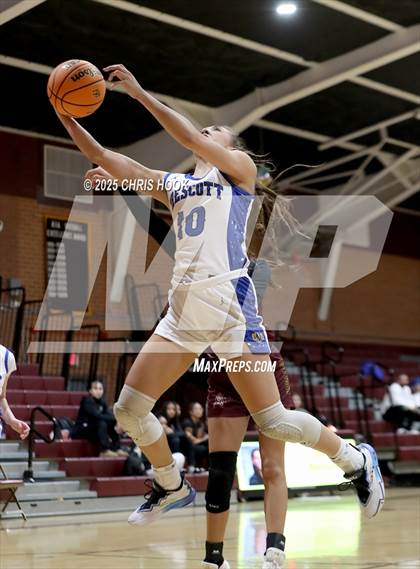 Thumbnail 3 in Nogales vs Prescott (Salpointe Cactus Clash) photogallery.