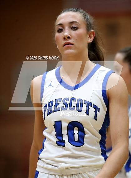 Thumbnail 2 in Nogales vs Prescott (Salpointe Cactus Clash) photogallery.