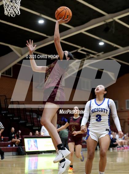 Thumbnail 3 in Nogales vs Prescott (Salpointe Cactus Clash) photogallery.