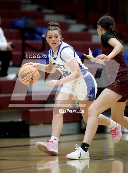 Thumbnail 3 in Nogales vs Prescott (Salpointe Cactus Clash) photogallery.