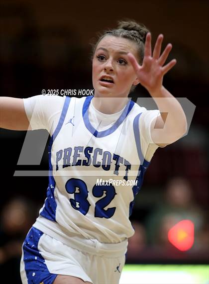 Thumbnail 1 in Nogales vs Prescott (Salpointe Cactus Clash) photogallery.