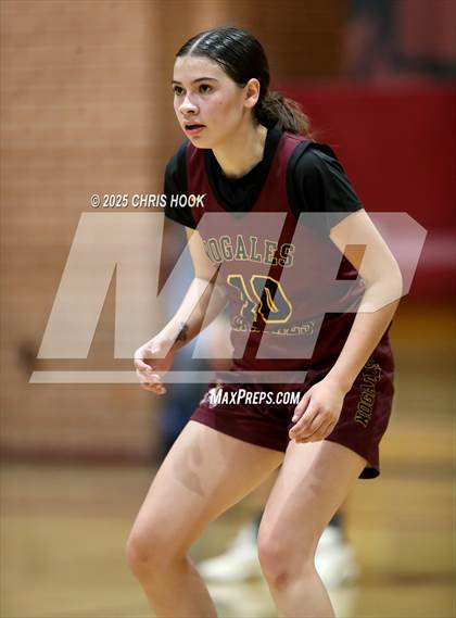 Thumbnail 2 in Nogales vs Prescott (Salpointe Cactus Clash) photogallery.