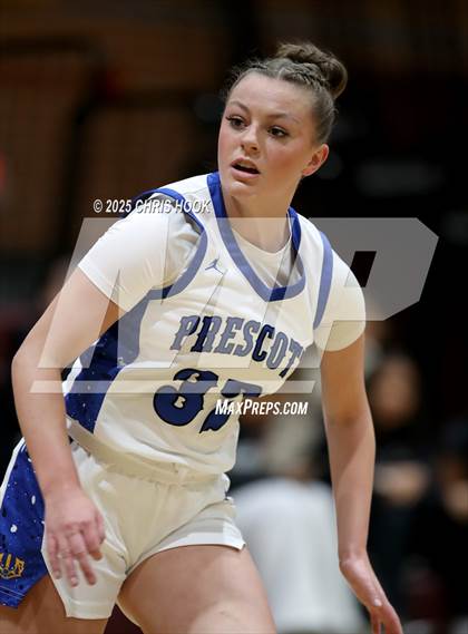 Thumbnail 3 in Nogales vs Prescott (Salpointe Cactus Clash) photogallery.