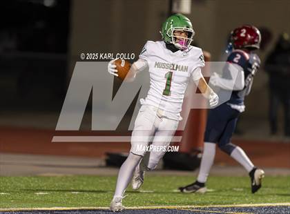 Thumbnail 3 in Musselman @ Washington photogallery.