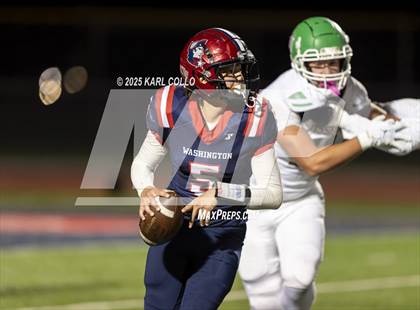 Thumbnail 3 in Musselman @ Washington photogallery.