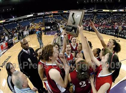Thumbnail 3 in Carondelet vs. Oak Ridge (CIF NorCal D2 Final) photogallery.