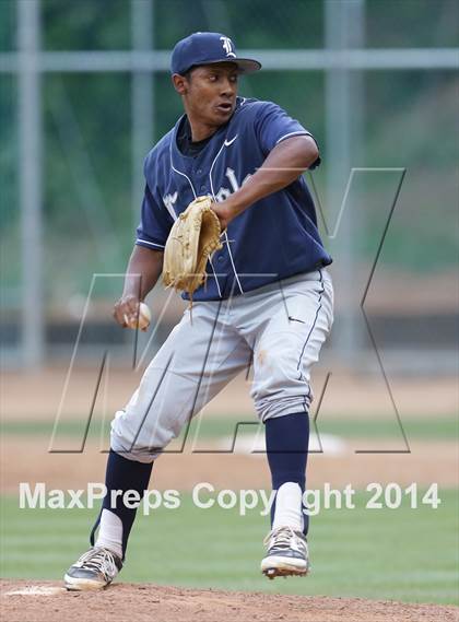 Thumbnail 1 in Loyola @ Crescenta Valley photogallery.