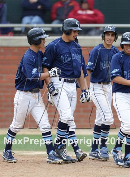 Thumbnail 2 in Loyola @ Crescenta Valley photogallery.