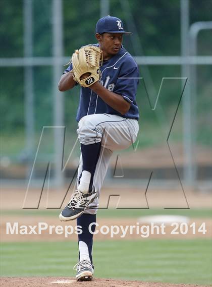 Thumbnail 1 in Loyola @ Crescenta Valley photogallery.