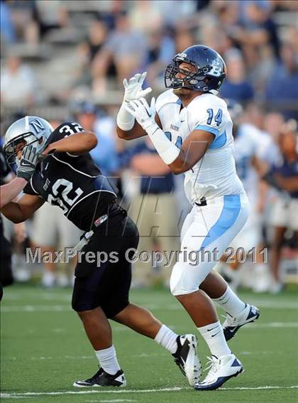 Thumbnail 2 in Bell @ Nimitz photogallery.