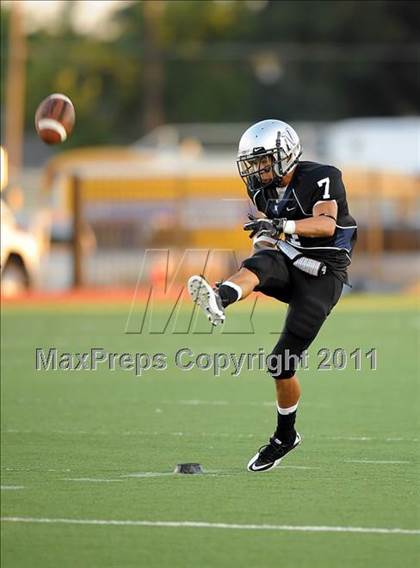 Thumbnail 3 in Bell @ Nimitz photogallery.