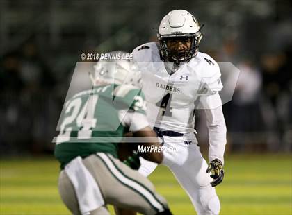 Thumbnail 2 in Central Catholic vs. De La Salle photogallery.