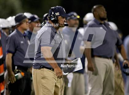 Thumbnail 1 in Central Catholic vs. De La Salle photogallery.