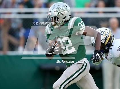 Thumbnail 3 in Central Catholic vs. De La Salle photogallery.