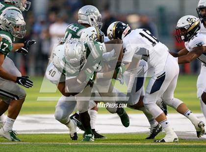 Thumbnail 1 in Central Catholic vs. De La Salle photogallery.