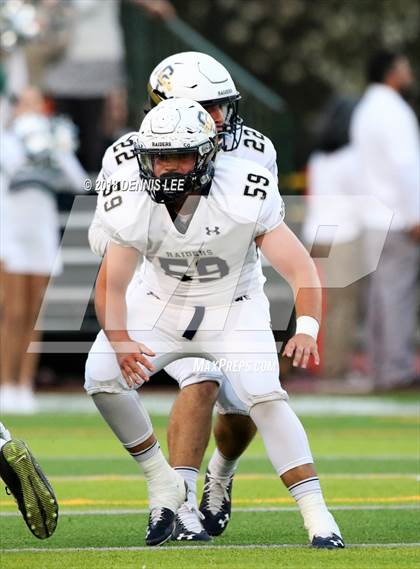 Thumbnail 3 in Central Catholic vs. De La Salle photogallery.