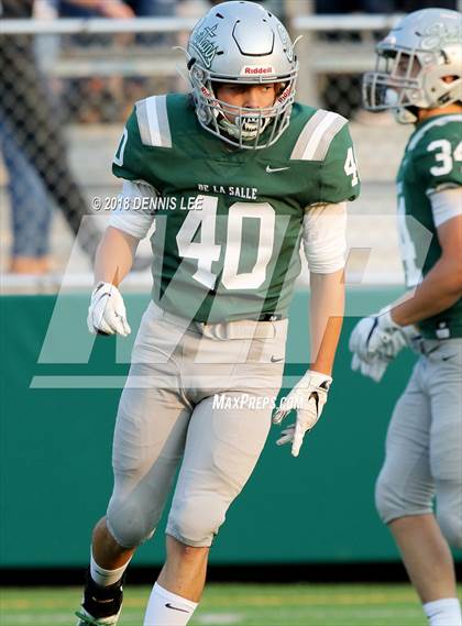 Thumbnail 2 in Central Catholic vs. De La Salle photogallery.