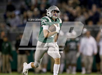 Thumbnail 3 in Central Catholic vs. De La Salle photogallery.
