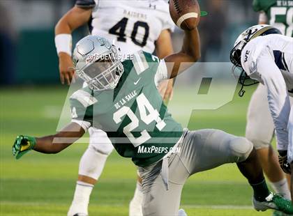 Thumbnail 1 in Central Catholic vs. De La Salle photogallery.
