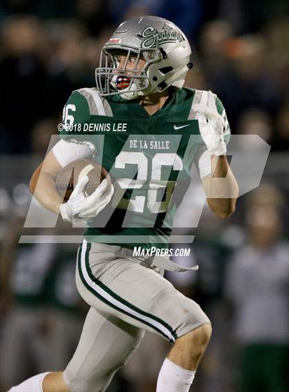 Thumbnail 1 in Central Catholic vs. De La Salle photogallery.