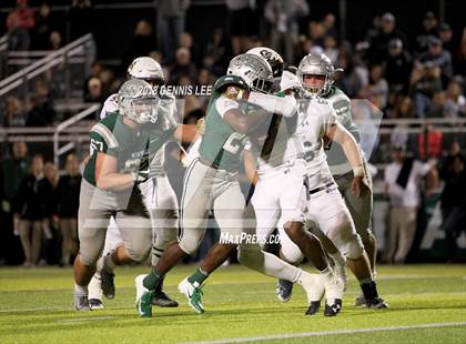 Thumbnail 2 in Central Catholic vs. De La Salle photogallery.
