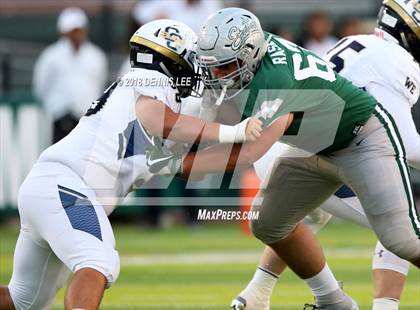 Thumbnail 3 in Central Catholic vs. De La Salle photogallery.