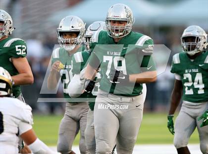 Thumbnail 2 in Central Catholic vs. De La Salle photogallery.