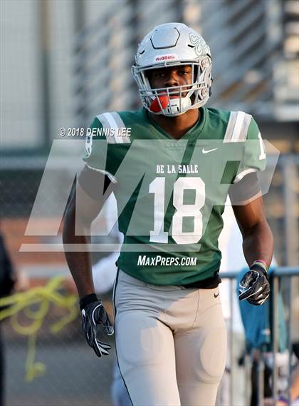 Thumbnail 2 in Central Catholic vs. De La Salle photogallery.