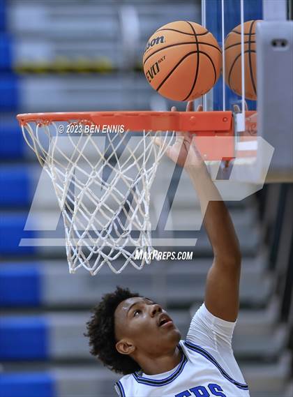 Thumbnail 1 in Auburn vs Woodland (LaGrange Toyota Basketball Classic) photogallery.