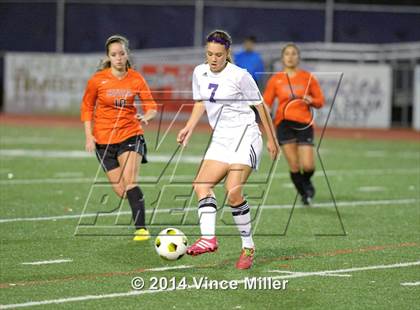Thumbnail 1 in Central Kitsap vs Sumner (WIAA WCD/SW District Playoff) photogallery.