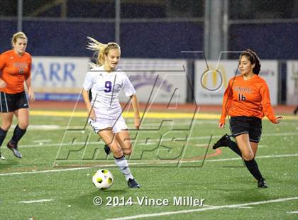 Thumbnail 3 in Central Kitsap vs Sumner (WIAA WCD/SW District Playoff) photogallery.