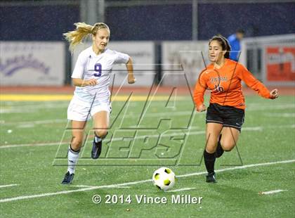 Thumbnail 1 in Central Kitsap vs Sumner (WIAA WCD/SW District Playoff) photogallery.
