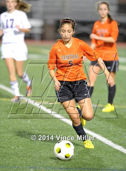 Thumbnail 1 in Central Kitsap vs Sumner (WIAA WCD/SW District Playoff) photogallery.
