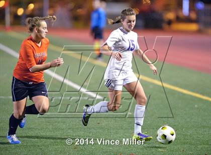 Thumbnail 2 in Central Kitsap vs Sumner (WIAA WCD/SW District Playoff) photogallery.