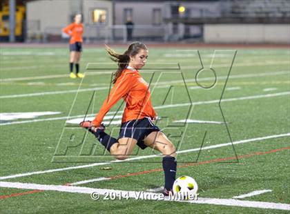 Thumbnail 3 in Central Kitsap vs Sumner (WIAA WCD/SW District Playoff) photogallery.