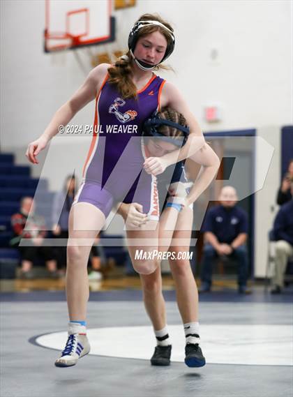Thumbnail 3 in Central Columbia Quad Meet photogallery.