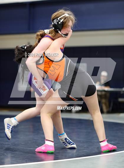 Thumbnail 3 in Central Columbia Quad Meet photogallery.