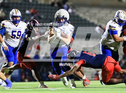 Thumbnail 3 in Sulphur Springs vs. Kimball (UIL 4A D1 Football Bi-District) photogallery.