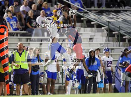 Thumbnail 3 in Sulphur Springs vs. Kimball (UIL 4A D1 Football Bi-District) photogallery.