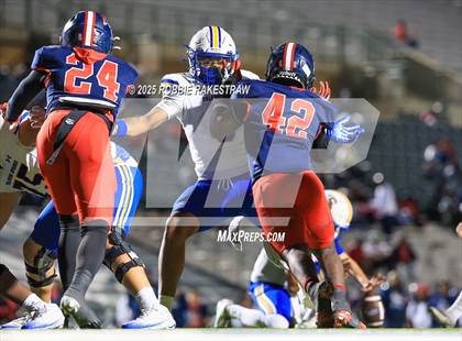 Thumbnail 2 in Sulphur Springs vs. Kimball (UIL 4A D1 Football Bi-District) photogallery.