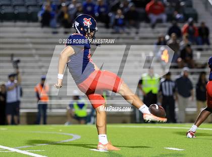 Thumbnail 2 in Sulphur Springs vs. Kimball (UIL 4A D1 Football Bi-District) photogallery.