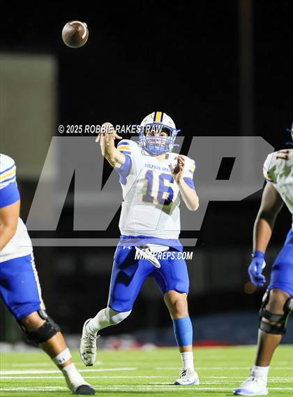Thumbnail 1 in Sulphur Springs vs. Kimball (UIL 4A D1 Football Bi-District) photogallery.