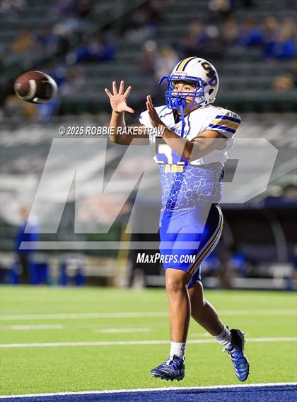Thumbnail 1 in Sulphur Springs vs. Kimball (UIL 4A D1 Football Bi-District) photogallery.