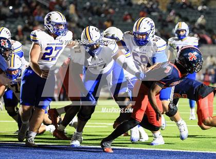 Thumbnail 3 in Sulphur Springs vs. Kimball (UIL 4A D1 Football Bi-District) photogallery.