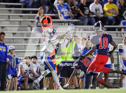 Thumbnail 2 in Sulphur Springs vs. Kimball (UIL 4A D1 Football Bi-District) photogallery.