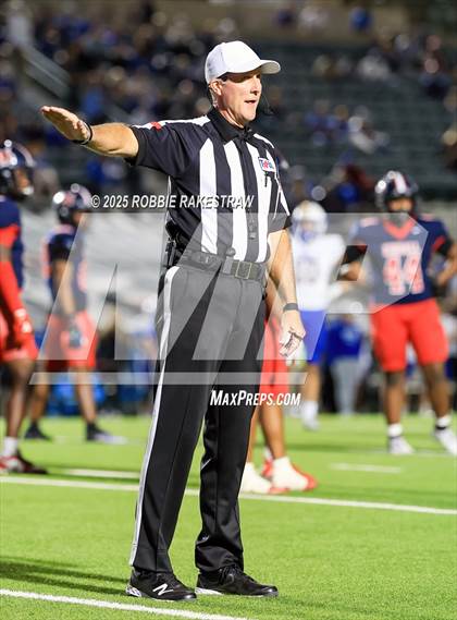 Thumbnail 2 in Sulphur Springs vs. Kimball (UIL 4A D1 Football Bi-District) photogallery.