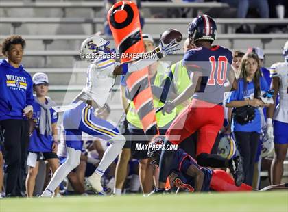 Thumbnail 1 in Sulphur Springs vs. Kimball (UIL 4A D1 Football Bi-District) photogallery.