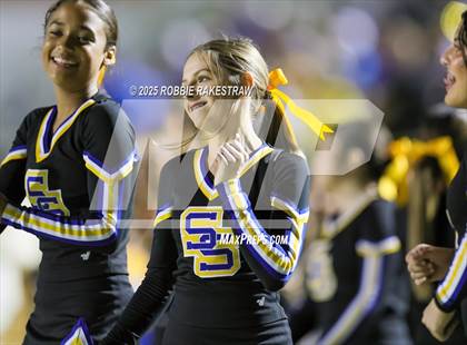 Thumbnail 2 in Sulphur Springs vs. Kimball (UIL 4A D1 Football Bi-District) photogallery.